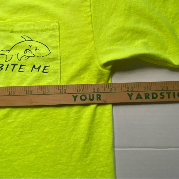Gildan Dry Blend Neon Yellow Bite Me Shark On Pocket Men Size Large - Picture 5 of 7